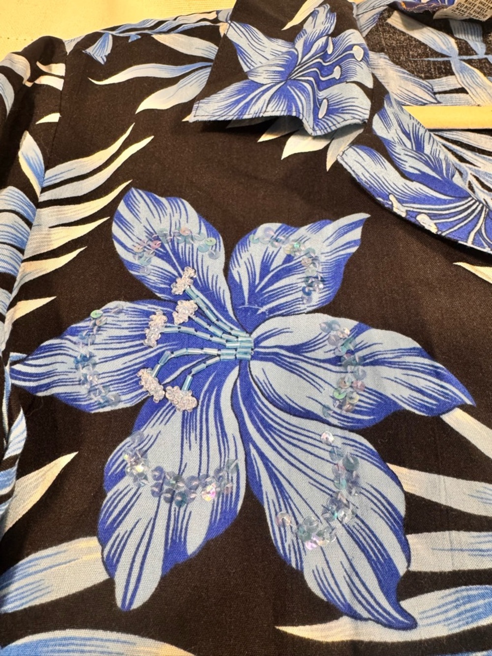 Vintage SPA Blue Tropical Floral Beaded Two Piece Set - Picture 7 of 9